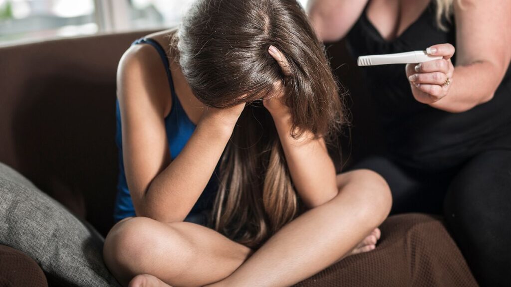 Alarmante situación de embarazos adolescentes