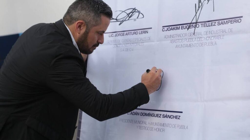 Ayuntamiento y Agua de Puebla regularan descargas residuales del rastro municipal