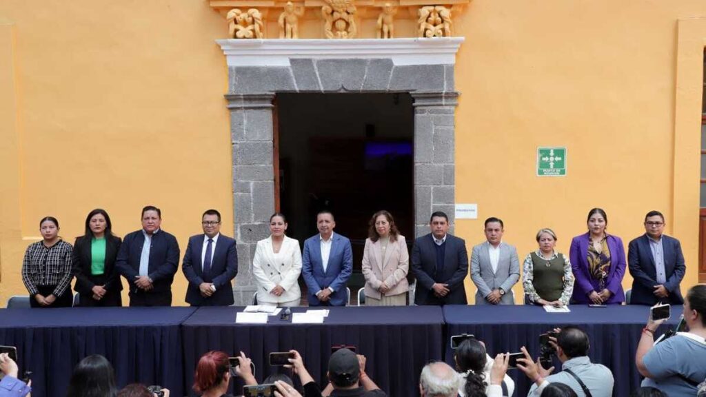Realizan Mundo Tlatehui y Lupita Cuautle primera reunión para la transición en San Andrés Cholula