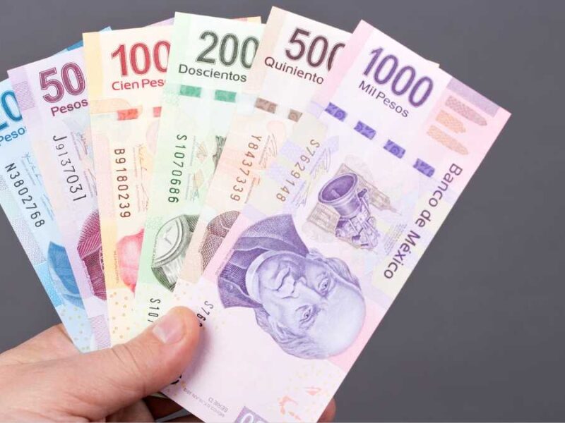 El peso mexicano se fortalece hoy 22 de abril y toca su mejor nivel